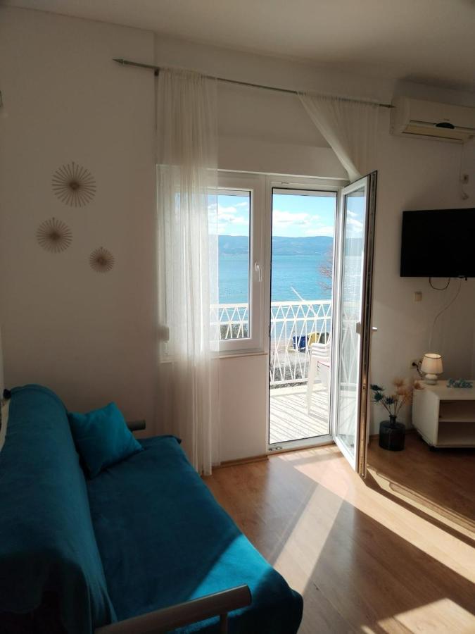 דוגי ראט Apartments By The Sea Duce, Omis - 2731 מראה חיצוני תמונה